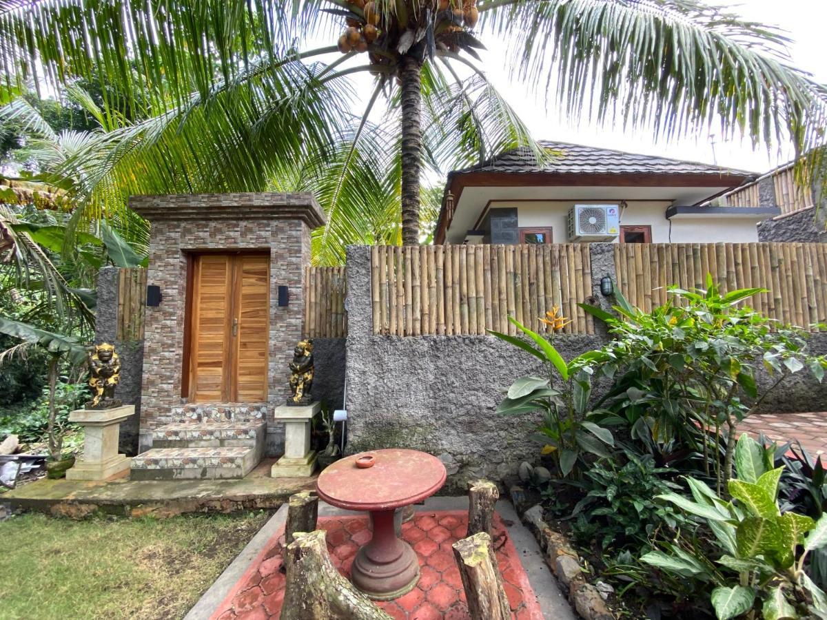 Villa Melanting 卡朗阿森 外观 照片