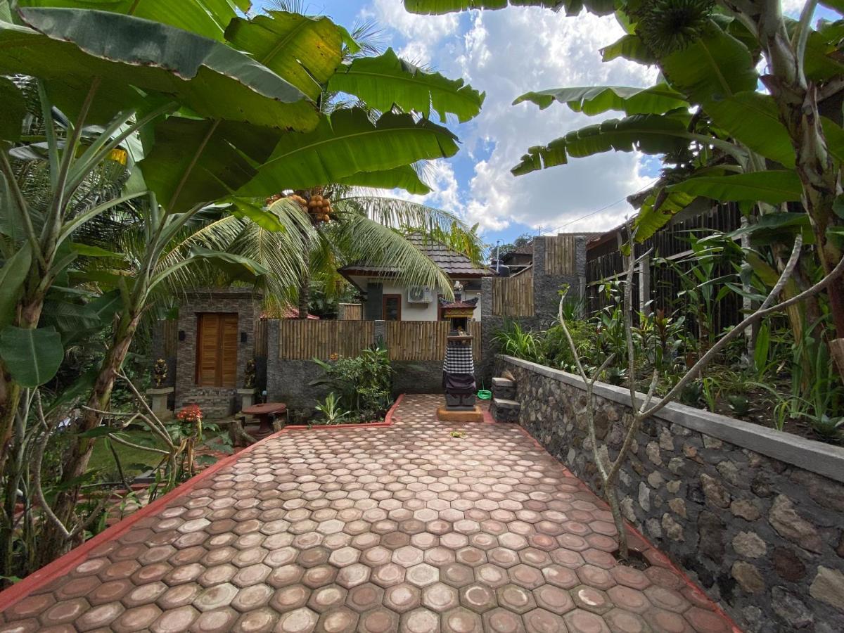 Villa Melanting 卡朗阿森 外观 照片